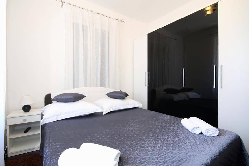 Villa Meri Very Central And Beautiful Apartment Split Buitenkant foto